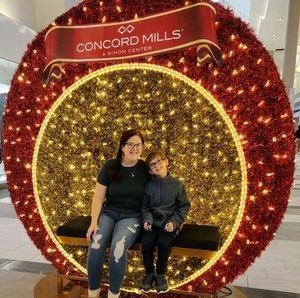 Meet your Posher, Elizabeth